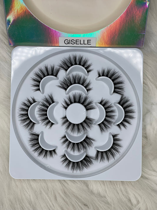 Lush Luxe Lash Book- GISELLE
